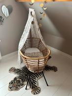 Vintage rotan Wieg met Hemel, Kinderen en Baby's, Babywiegjes en Ledikanten, Ophalen, Gebruikt, Wieg