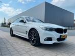 BMW 335 i GT V6 met groot panorama dak en 400 Pk, Automaat, Zwart, Wit, Leder