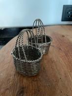 2 brocante mandjes mandje ei eiermandje Pasen paastafel, Antiek en Kunst, Ophalen of Verzenden
