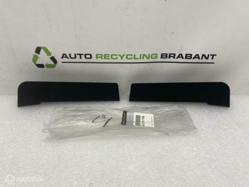 Bumperlijst Links en Rechts Renault Kadjar NIEUW 960109474R beschikbaar voor biedingen