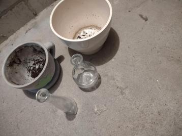 Bloempotten voor binnen & Vaasjes beschikbaar voor biedingen