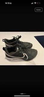Nike Hardloopschoenen - Maat 40 - Leuk cadeau!, Ophalen of Verzenden, Gedragen, Zwart, Sportschoenen