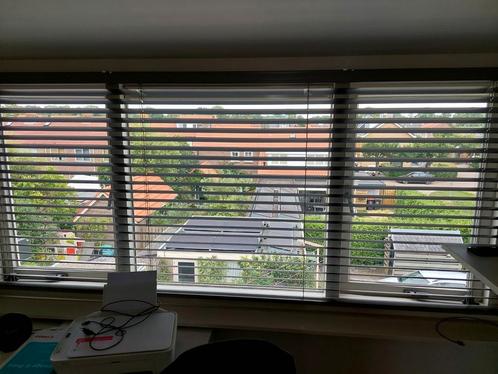 Jaloezieën 255 b × 110 h donkergrijs (evt 2 stuks), Huis en Inrichting, Stoffering | Gordijnen en Lamellen, Gebruikt, Ophalen