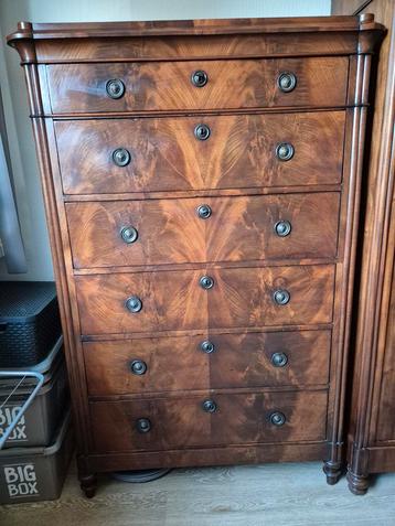 Grote antieke Ladenkast, 6 laden  159x 104x 44cm beschikbaar voor biedingen