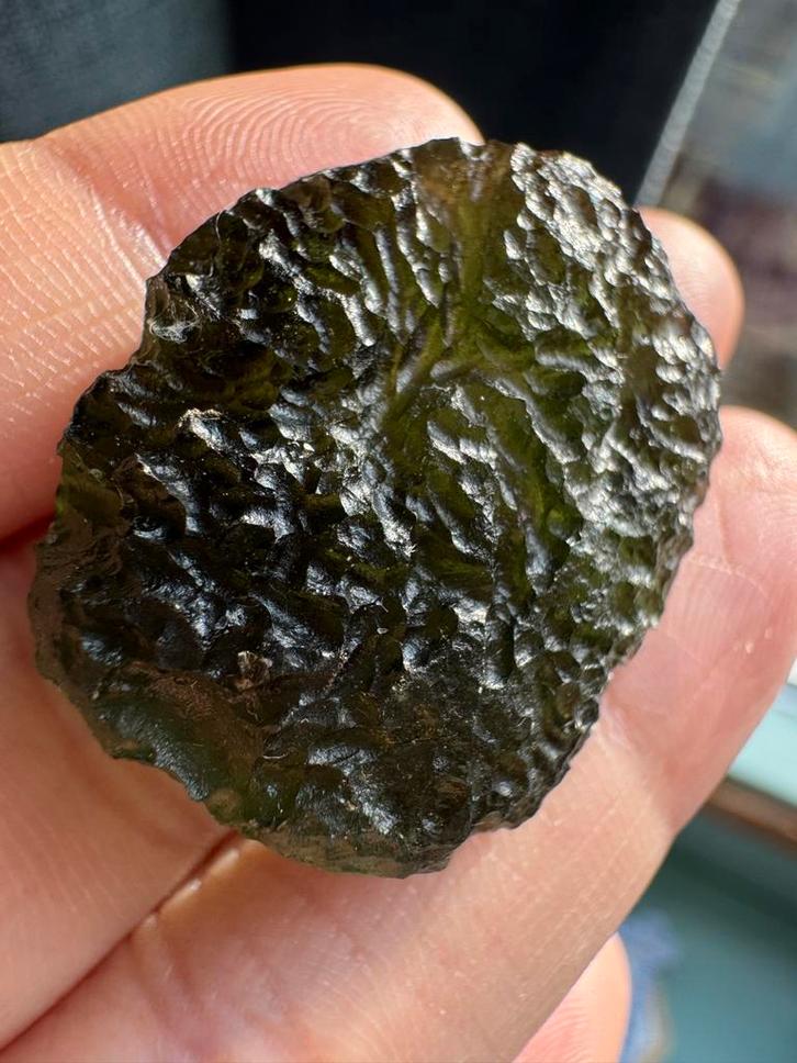 Moldaviet Chlum - 9.16g, Verzamelen, Mineralen en Fossielen, Mineraal, Ophalen of Verzenden