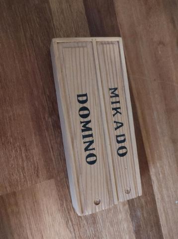 Houten Domino en Mikado spel (compleet) beschikbaar voor biedingen