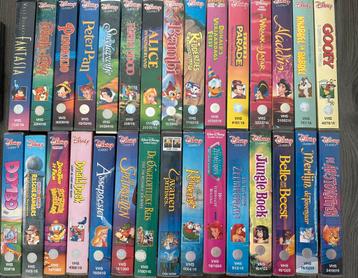 Grote collectie Disney VHS videobanden  25 klassiekers beschikbaar voor biedingen