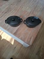 2 ovenschaaltjes 10cm breed 4cm diep, Ophalen of Verzenden, Zo goed als nieuw, Overige materialen, Overige typen