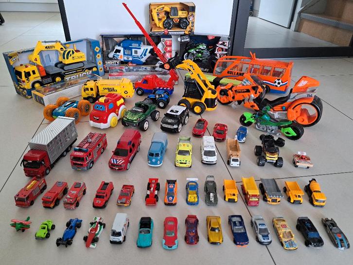 Partij speelgoed auto's, Kinderen en Baby's, Speelgoed | Speelgoedvoertuigen, Zo goed als nieuw, Ophalen of Verzenden