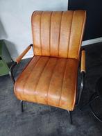 Fauteuil leer en zwart metaal, Huis en Inrichting, Ophalen, Zo goed als nieuw, Leer, 50 tot 75 cm