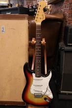 Fender 1966 Stratocaster Sunburst, Ophalen, Gebruikt, Semi-solid body, Fender