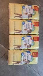 Kruidvat luiers  junior 13 tm 17 kilo 64 stuks . 4 voor €50, Ophalen of Verzenden, Nieuw, Overige typen, Overige merken