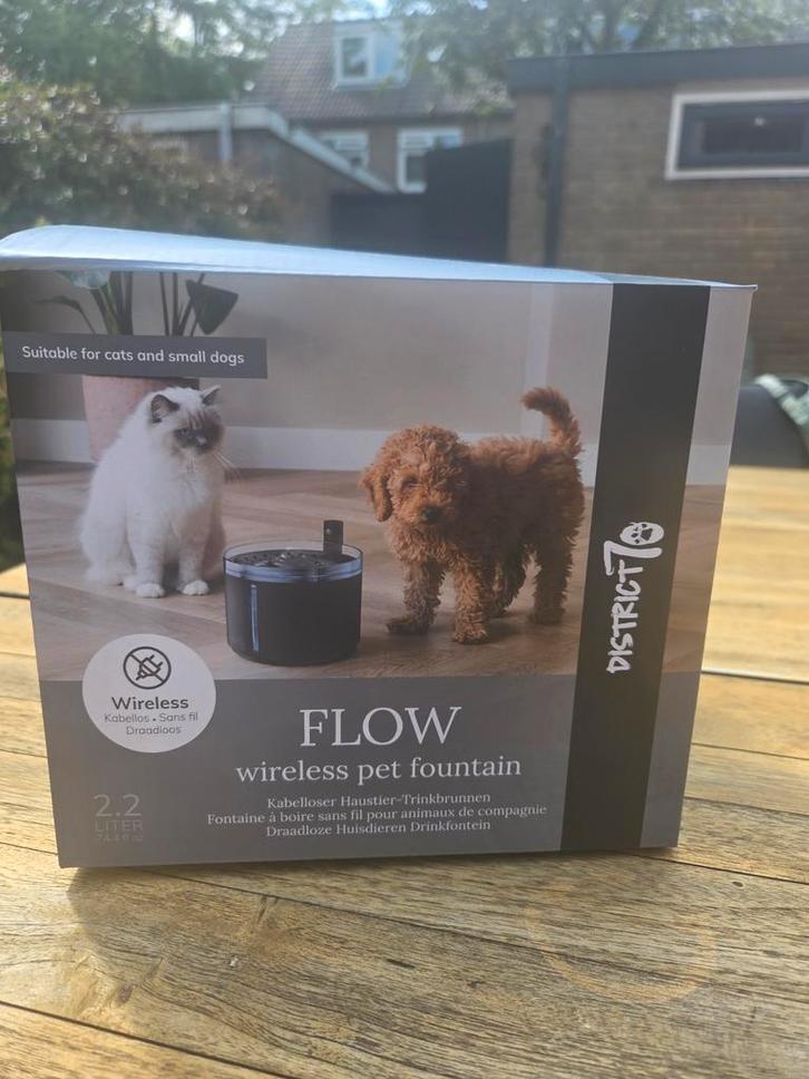 Draadloze kattenfontein met bewegingssensor, Dieren en Toebehoren, Katten-accessoires, Zo goed als nieuw, Ophalen of Verzenden