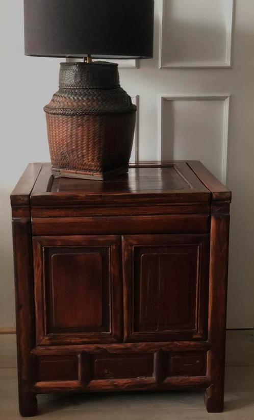 Chinees Aziatisch kist bijzettafel oosters sober sleets, Antiek en Kunst, Curiosa en Brocante, Ophalen