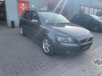 Volvo V50 1.8 Momentum, Auto's, Volvo, Voorwielaandrijving, 125 pk, 4 cilinders, Blauw