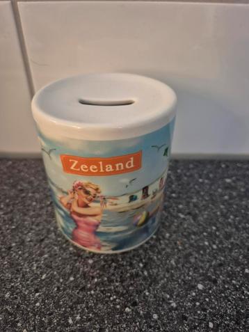 Zeeland Spaarpot - Retro Stijl beschikbaar voor biedingen