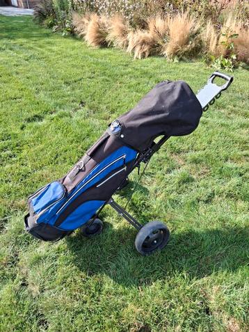 Complete Golfset met Tas en Rijkar beschikbaar voor biedingen