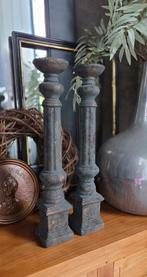 2 mooie sobere kandelaars kaarsenstandaards grijs PTMD, Ophalen of Verzenden, Grijs, Overige materialen, Minder dan 25 cm