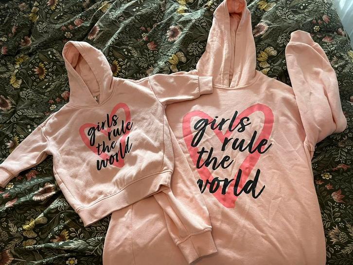 Moeder en dochter truien Twinning zgan, Kinderen en Baby's, Babykleding | Maat 80, Zo goed als nieuw, Meisje, Truitje of Vestje