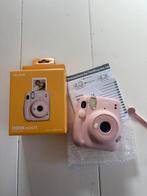 Instax Mini 11 Roze zo goed als nieuw, Audio, Tv en Foto, Fotocamera's Analoog, Ophalen of Verzenden, Zo goed als nieuw, Polaroid
