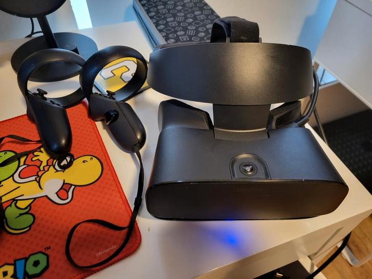 Oculus Rift S met controllers, Computers en Software, Headsets, Zo goed als nieuw, Ophalen of Verzenden