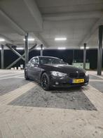 BMW 3-Serie 320i 184pk Aut 2019 Zwart, Auto's, BMW, 1998 cc, Achterwielaandrijving, Beige, 4 cilinders