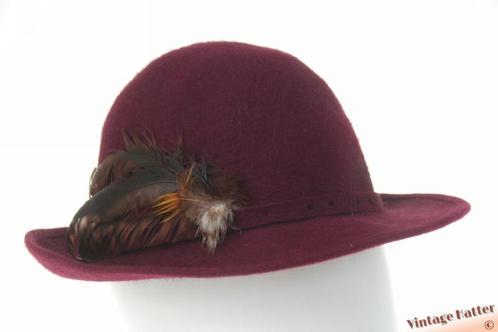 Vintage Dameshoed Anton Pichler bordeaux paars vilt 56-57, Kleding | Dames, Hoeden en Petten, Zo goed als nieuw, Hoed, 56 of 57 cm (M, 7 of 7⅛ inch)