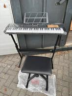 Keyboard met standaard + nieuwe kruk, Overige merken, Ophalen of Verzenden, Met standaard, 61 toetsen
