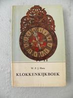 Klokkenkijkboek 1968, W.F.J. Hana, Antiek en Kunst, Ophalen of Verzenden