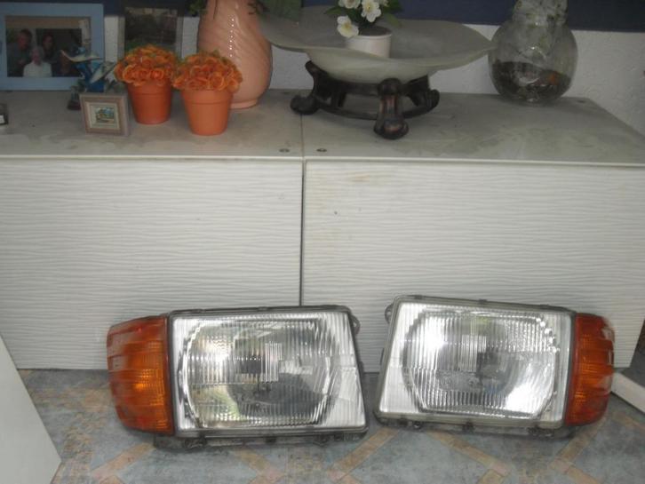 MERCEDES W107 R107 107 SL/SLC EUROPESE OND, KOPLAMPEN +ACHTE, Auto-onderdelen, Verlichting, Mercedes-Benz, Oldtimer onderdelen