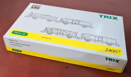Trix H0 DB Tp.III Omm goederenwagenset 24007 met RP25 wielen, Hobby en Vrije tijd, Modeltreinen | H0, Zo goed als nieuw, Wagon