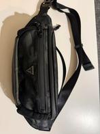 Guess bum bag, Ophalen of Verzenden, Zo goed als nieuw, Unisex volwassen