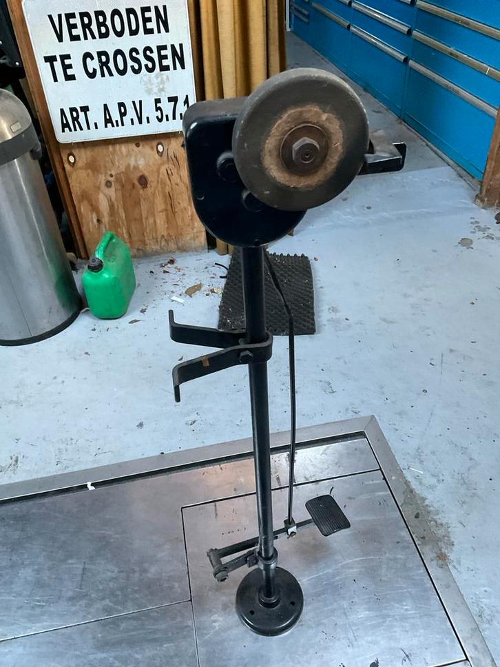 Antieke Ixion Slijpmachine, Doe-het-zelf en Verbouw, Gereedschap | Schuurmachines, Gebruikt, Overige typen, Ophalen