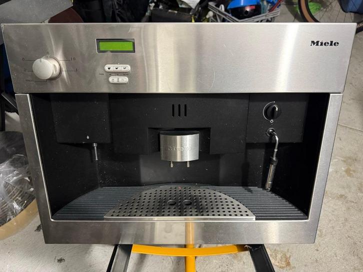 Miele CVA 620 15x, Witgoed en Apparatuur, Koffiezetapparaten, Gebruikt, Koffiebonen, Koffiemachine, Ophalen