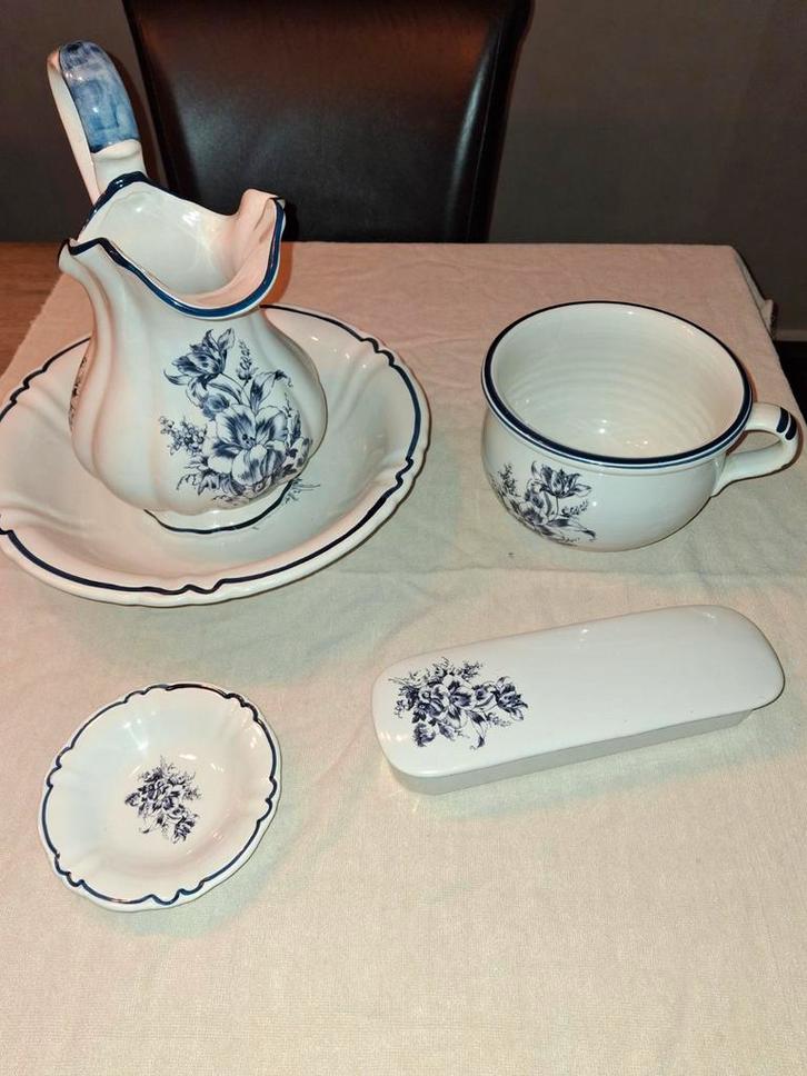 Antiek 5-delig Lampetstel met Blauwe Bloemen, Antiek en Kunst, Antiek | Keramiek en Aardewerk, Ophalen of Verzenden