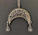 Vintage Oosterse hanger, gelukshanger. + Ketting, Ophalen of Verzenden, Zo goed als nieuw, Overige materialen, Overige voorstellingen