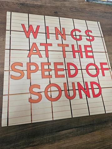 Lp vinyl Wings at the speed of sound beschikbaar voor biedingen