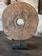 Oud houten wiel ornament uit India, Ophalen, Gebruikt
