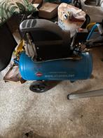 Compressor 50 liter 8 bar, Doe-het-zelf en Verbouw, Compressors, 25 tot 100 liter, Ophalen of Verzenden, Zo goed als nieuw, 200 tot 400 liter/min