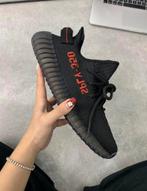 Adidas Yeezy Boost 350 V2 Black Red schoenen (NIEUW), Kleding | Heren, Nieuw, Ophalen of Verzenden, Sneakers of Gympen, Adidas