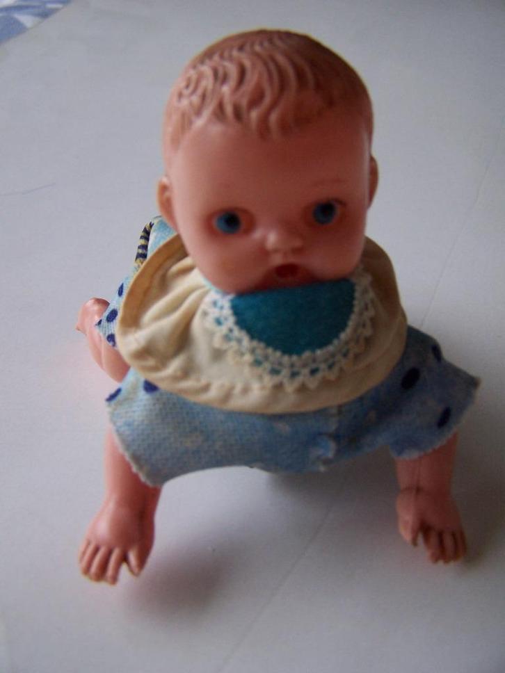 Oud kruippopje, Verzamelen, Poppen, Gebruikt, Pop, Ophalen of Verzenden