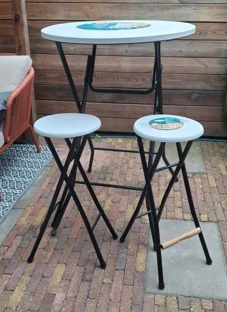 1x Opklapbare statafel met 2x opklapb krukken, Huis en Inrichting, Tafels | Statafels, Ophalen
