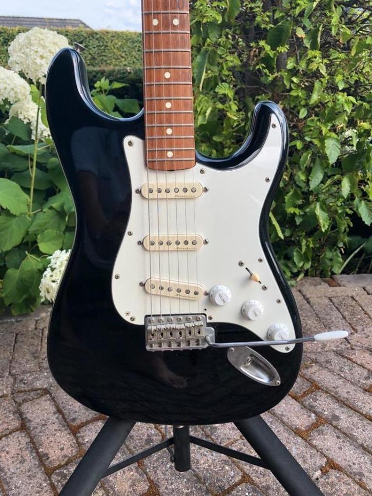 Fernandes The Revival Strat, Muziek en Instrumenten, Snaarinstrumenten | Gitaren | Elektrisch, Gebruikt, Solid body, Overige merken