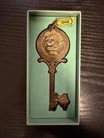 Disney attraction key (Sleutel) - Le Visionarium - LE, Ophalen of Verzenden, Overige figuren, Nieuw, Beeldje of Figuurtje
