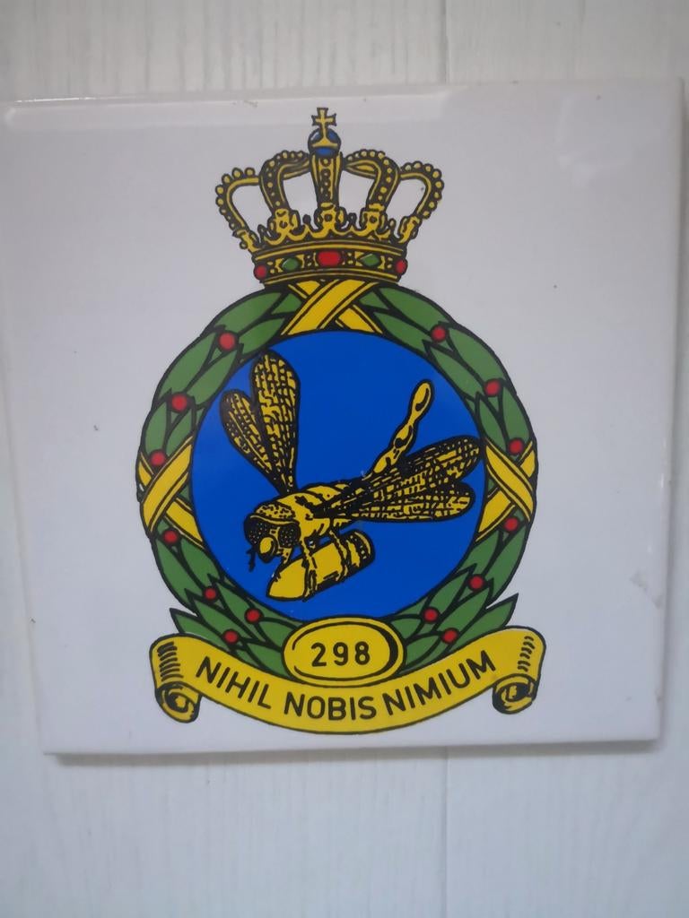 KLU 298e Squadron wandtegel, Verzamelen, Verzenden, Luchtmacht, Nederland, Embleem of Badge