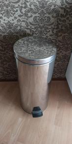 Brabantia Pedaalemmer 30 Liter – RVS metallic, Met pedaal, 50 tot 75 cm, Ophalen of Verzenden, Zo goed als nieuw