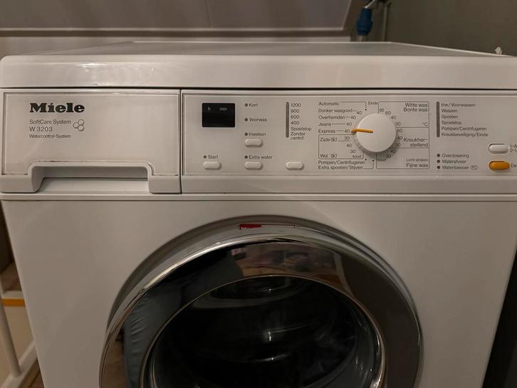 Miele W3203 Wasmachine - Voorlader, Witgoed en Apparatuur, Wasmachines, Gebruikt, Voorlader, 4 tot 6 kg, 85 tot 90 cm, 1200 tot 1600 toeren