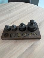 Blok met antieke gewichten, Antiek en Kunst, Antiek | Gereedschap en Instrumenten, Ophalen of Verzenden