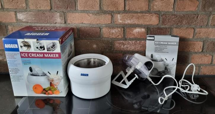 Aigger ice cream maker / ijsmachine / ijsmaker, Witgoed en Apparatuur, IJsmachines, Zo goed als nieuw, Koelelement, Ophalen of Verzenden