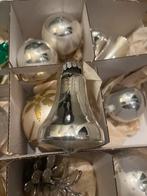 Oud zilver kleur kerst klokje kerstbal, Ophalen of Verzenden, Zo goed als nieuw